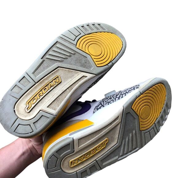 RARE 2018 Nike Air Jordan 1 Legacy 312 Lakers Size 9 - Picture 4 of 16